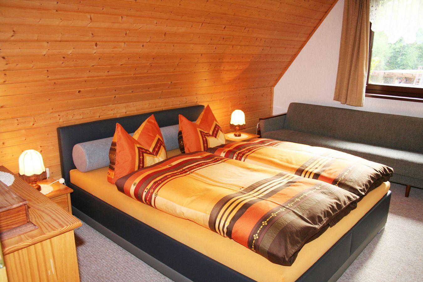Doppelbett (180x200)