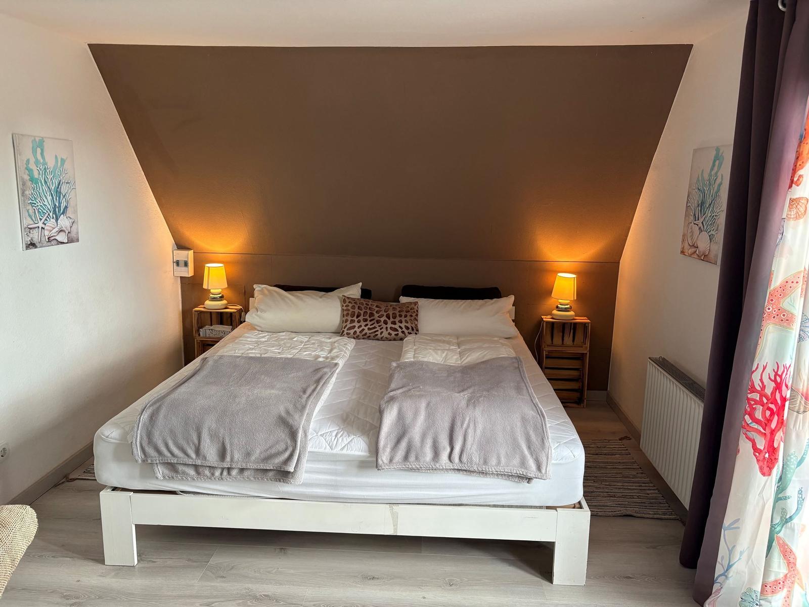 Schlafzimmer King-Size-Bett ...