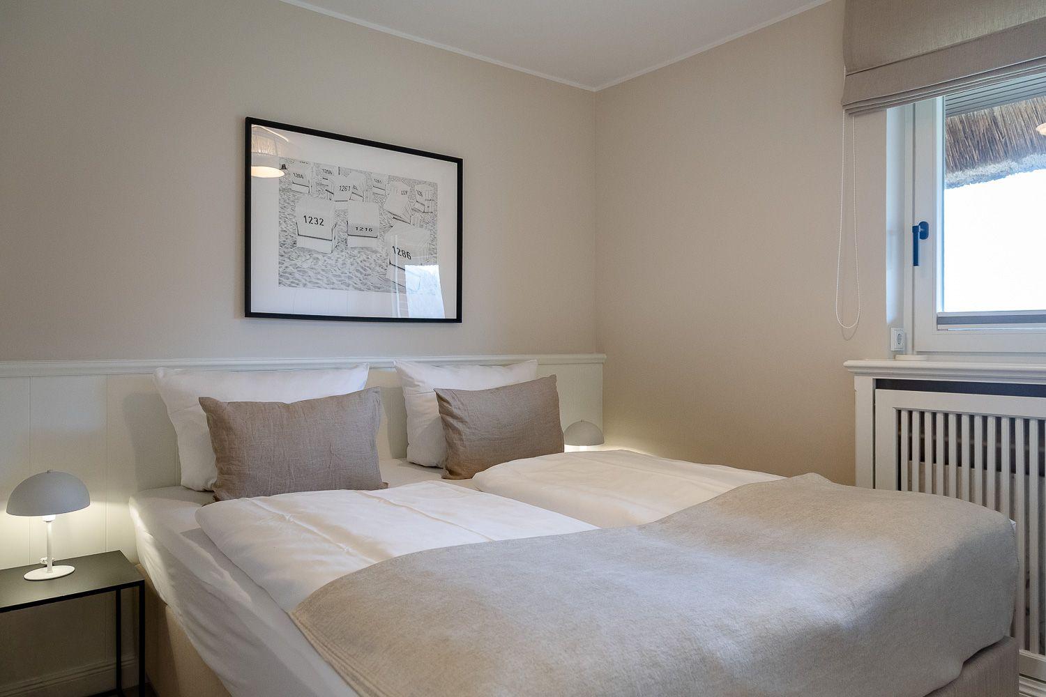 Schlafzimmer mit Doppelbett