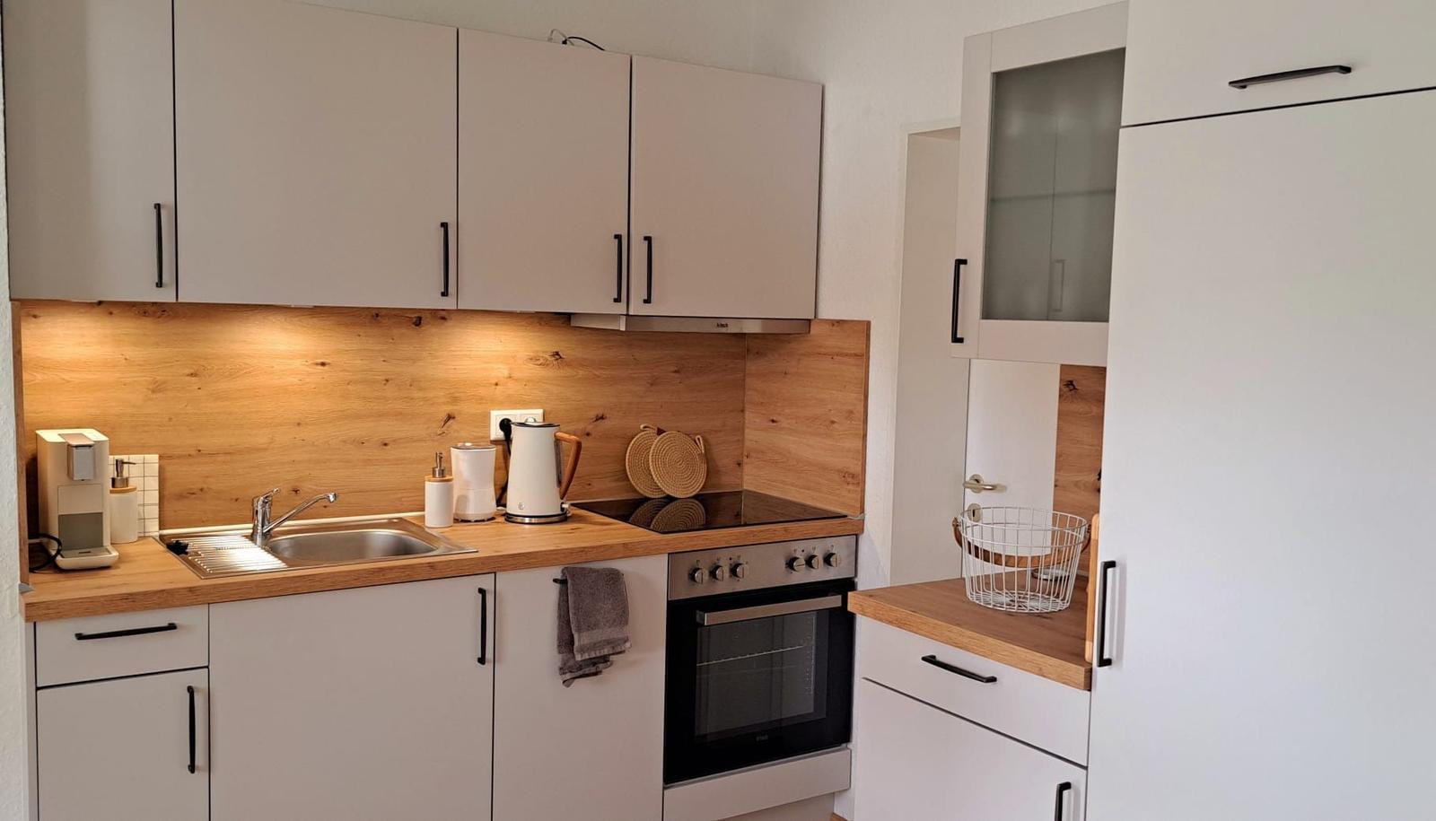 Voll ausgestattete Küche