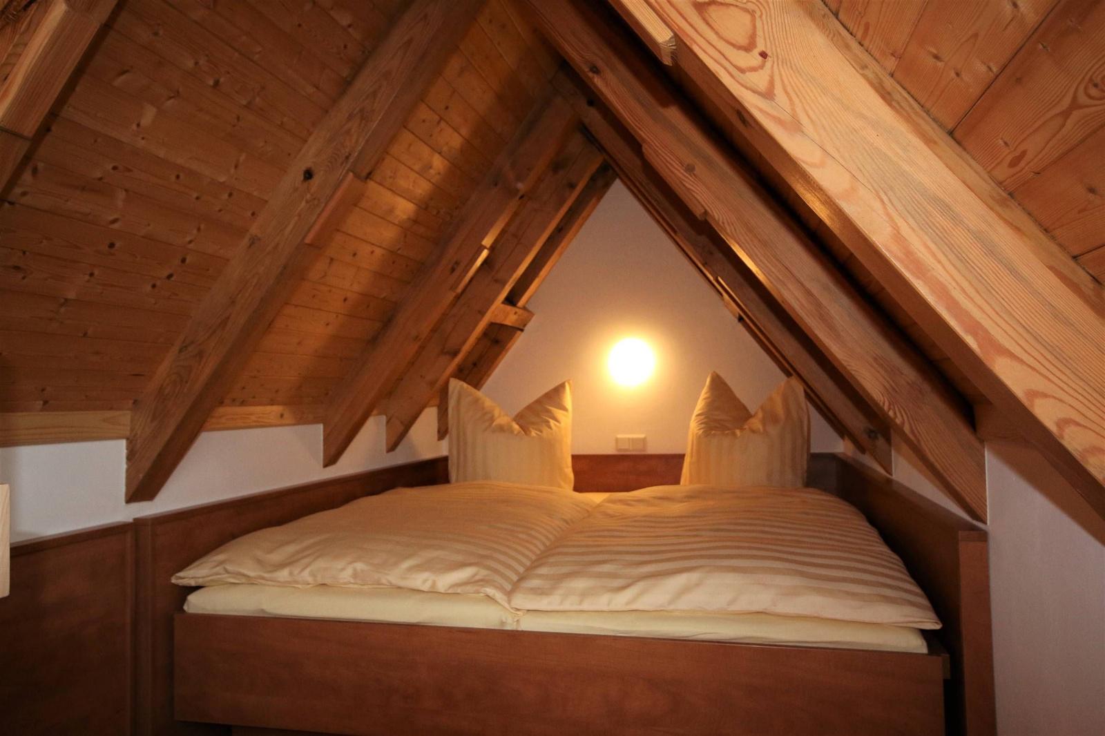 Schlafzimmer 4 im Spitzboden