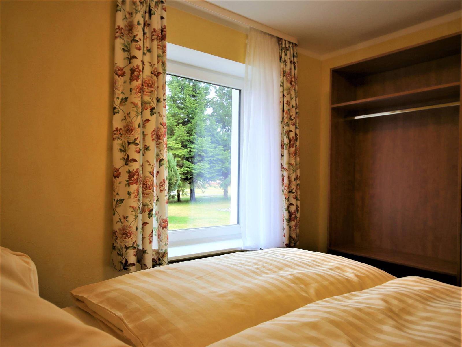 Schlafzimmer 1 im Erdgeschoss