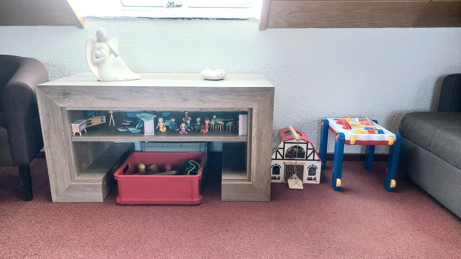 Spielzeugecke im Wohnzimmer