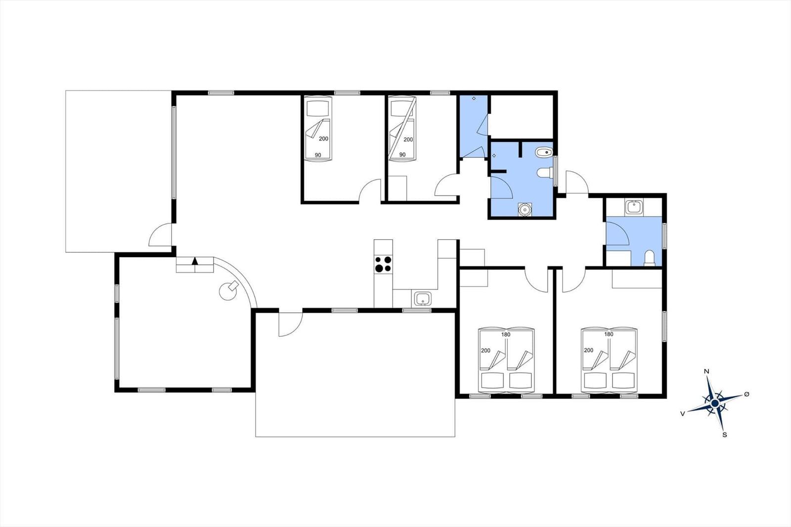 This apartment has three bedrooms, two bathrooms, and a kitchen.