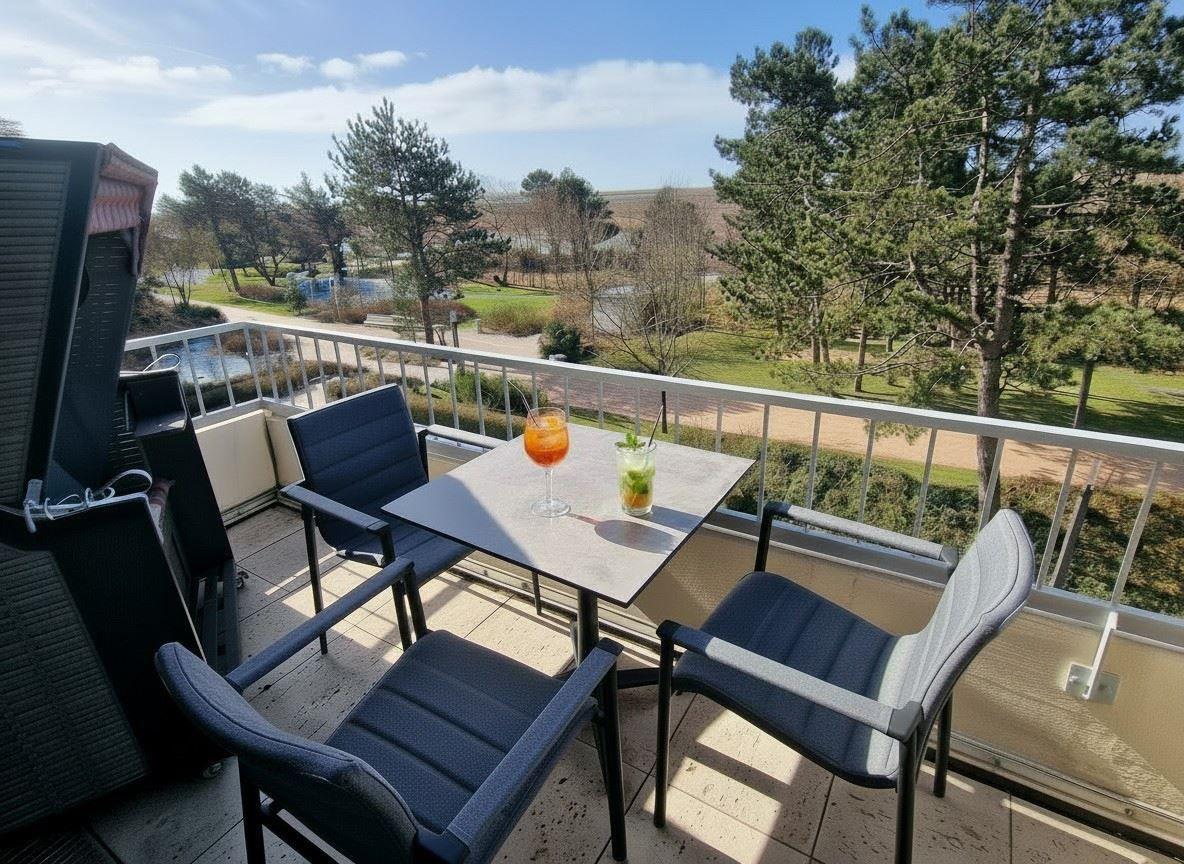 Balkon mit Strandkorb und Meerblick Atlantis 13...