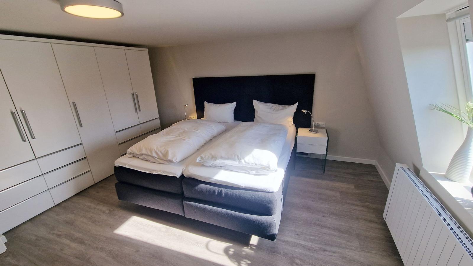 Schlafzimmer 2 im Dachgeschoss...