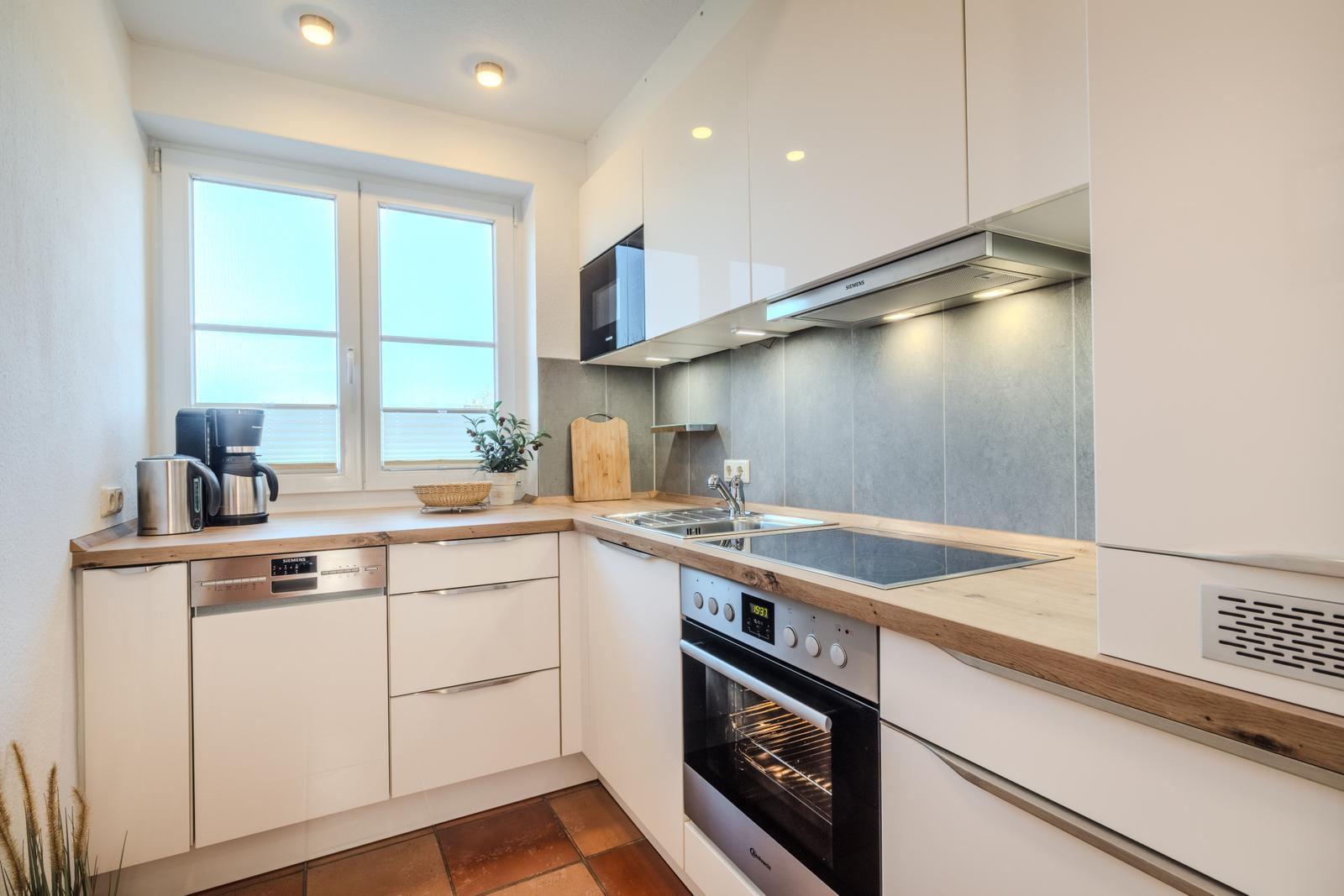 separate, voll ausgestattete Küche