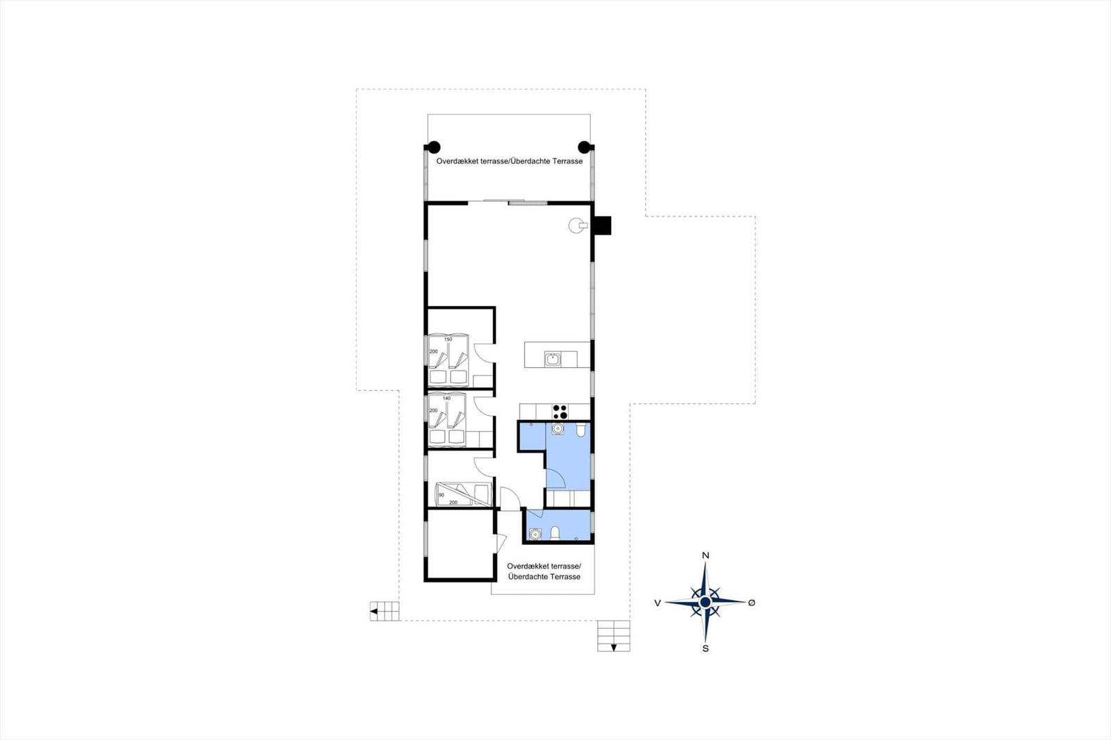 Wohnung mit drei Schlafzimmern, Küche und überdachter Terrasse.
