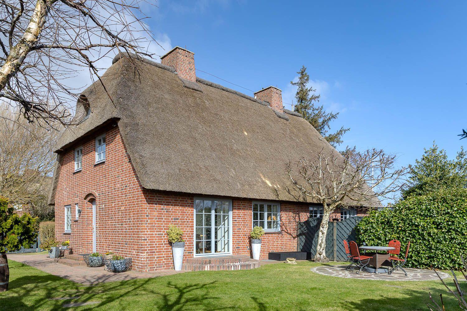 Garte und Terrasse nach Süd Westen ausgerichtet