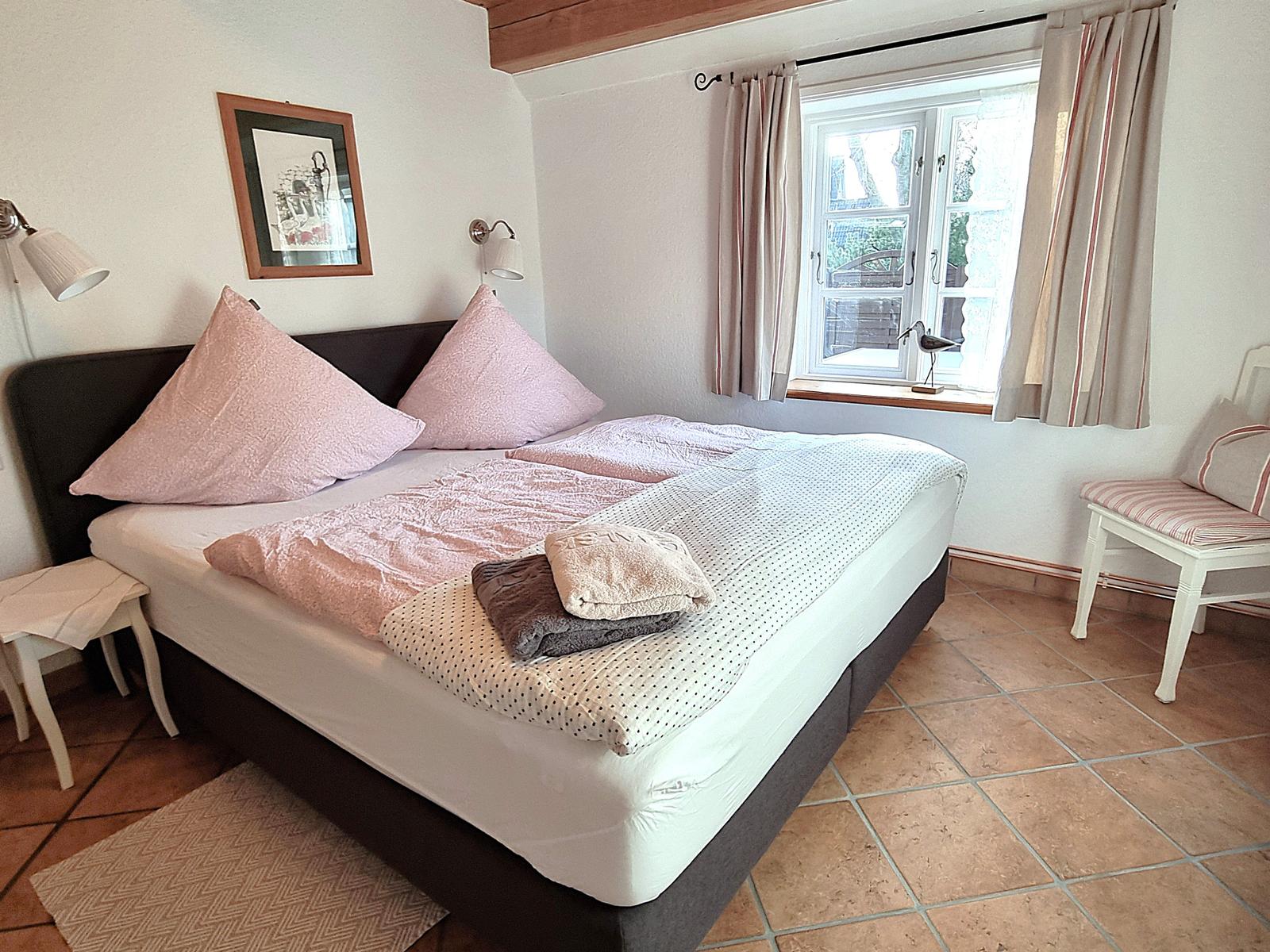 1. Schlafzimmer im EG