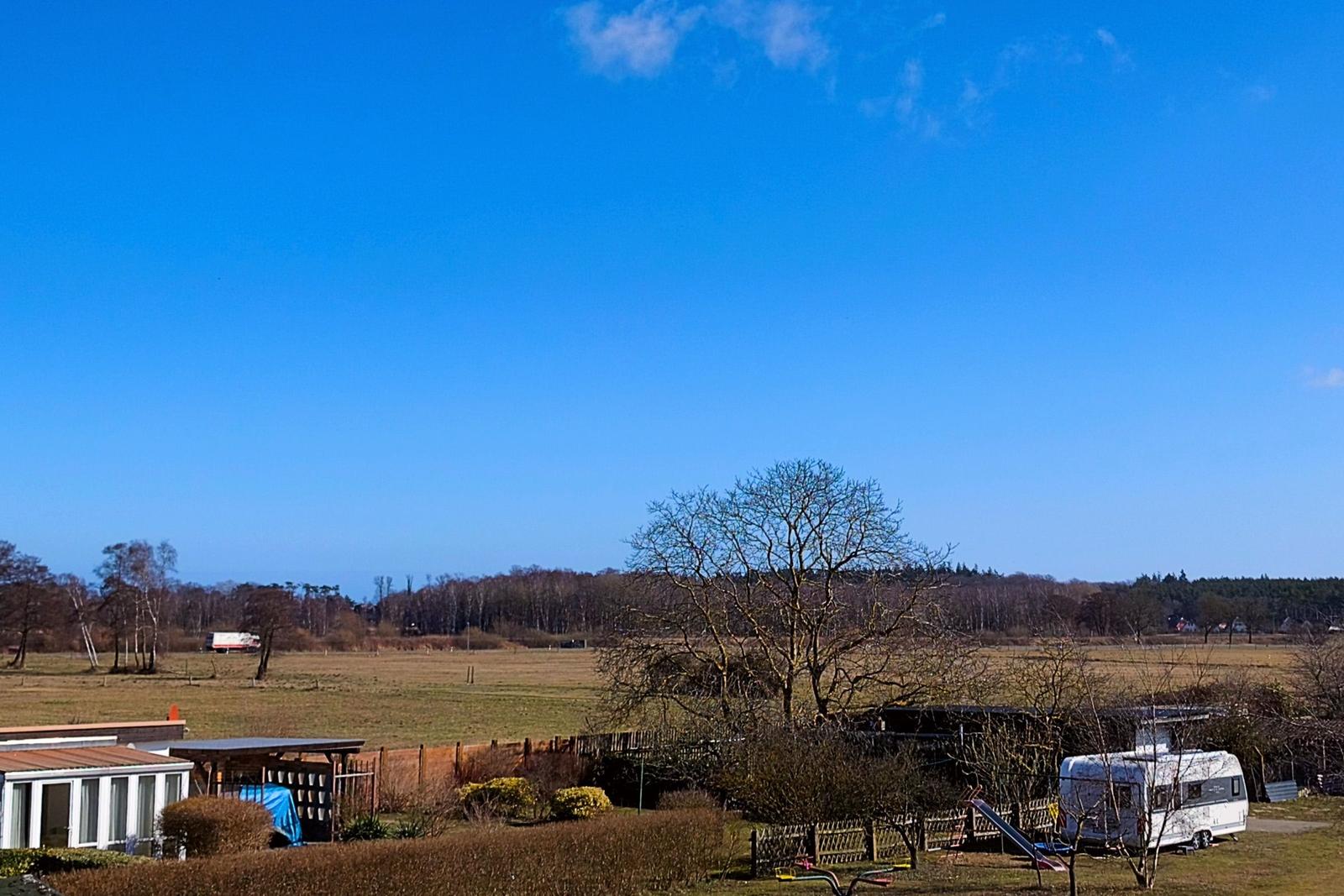 Blick ins Grüne von der Rückseite der Ferienwohnung Reimann 2