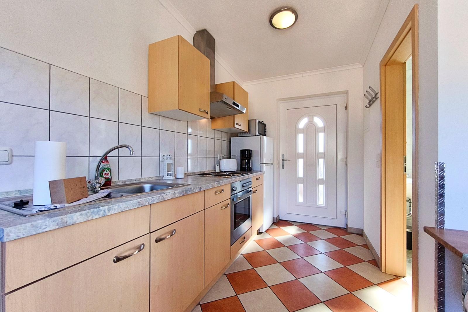 Funktionale Einbauküche für entspanntes Kochen im Usedom-Urlaub