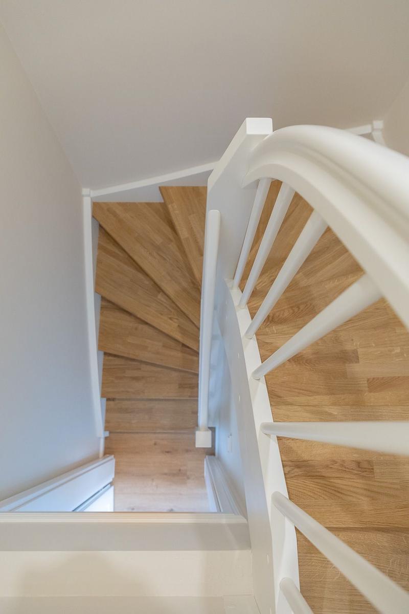 Treppe Spitzboden