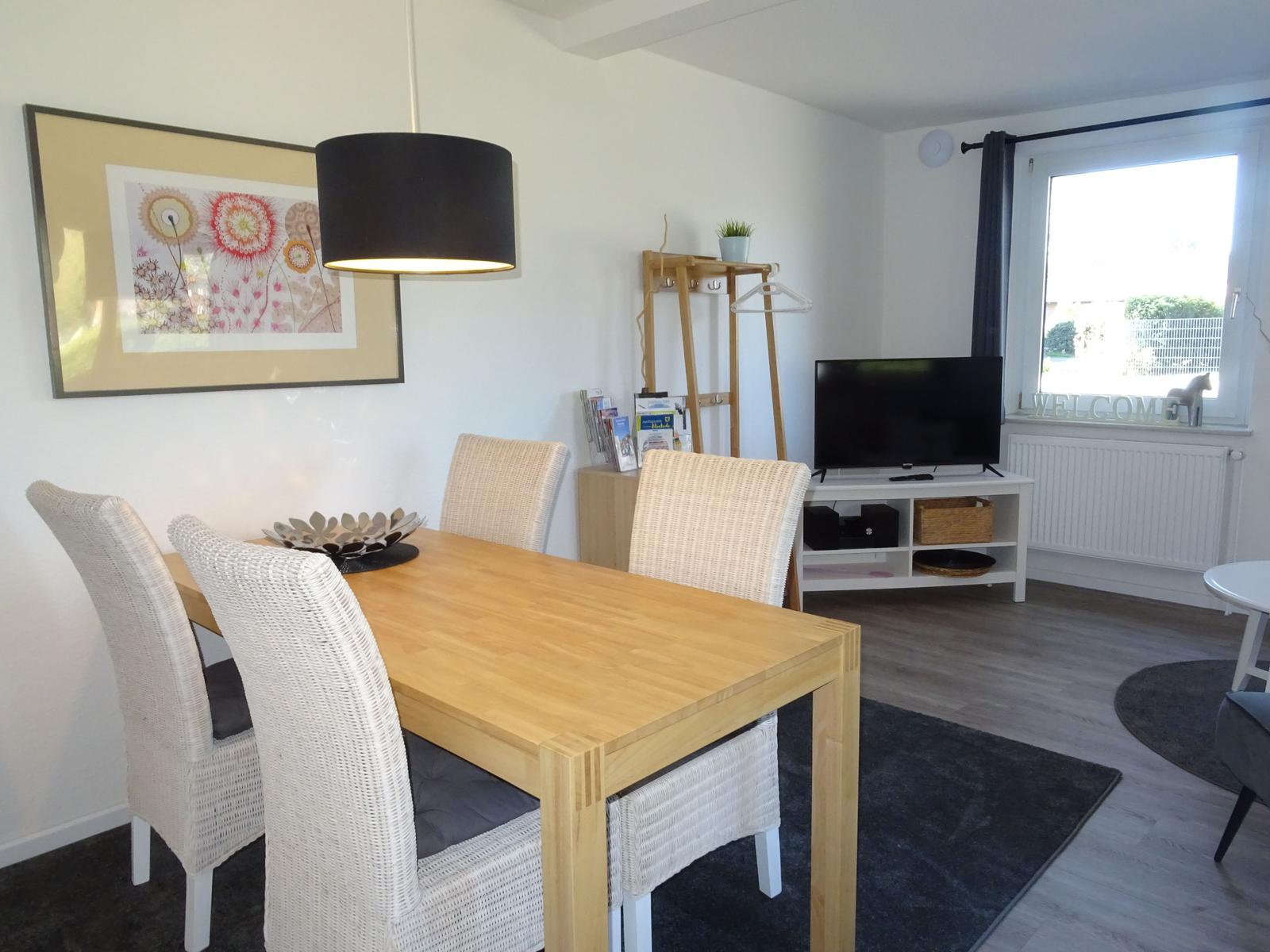 Ferienwohnung 6 mit 3 Betten + Schlafsofa
EG mit eigenem Eingang