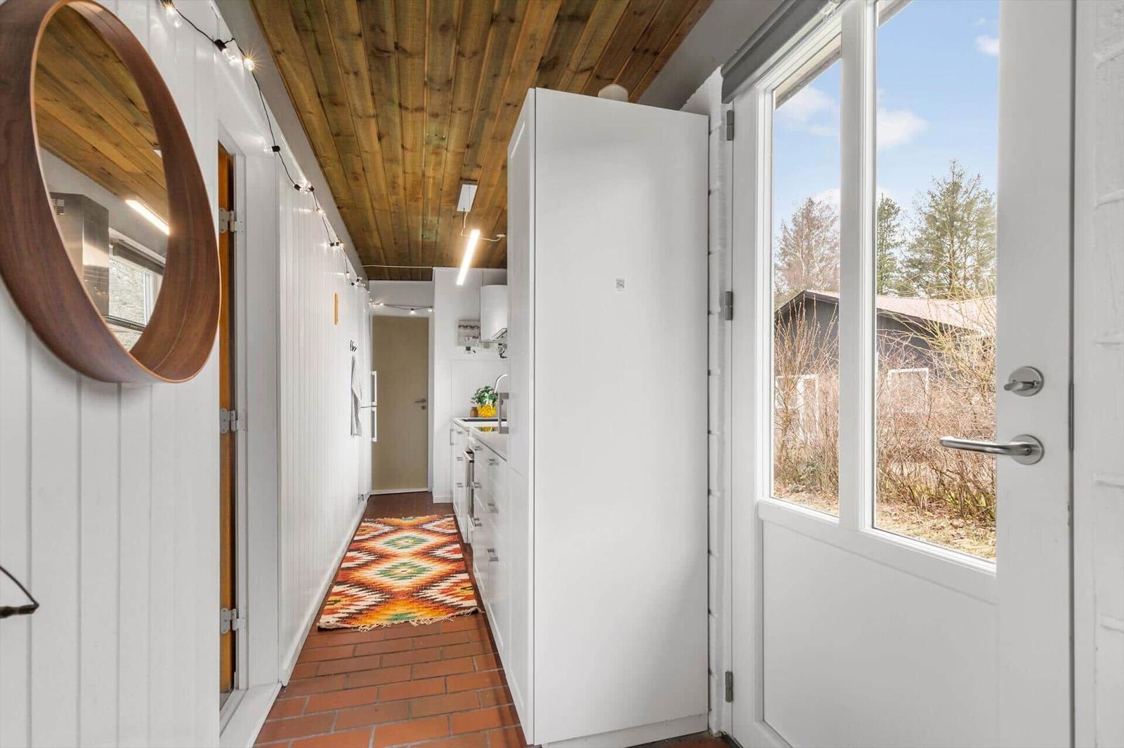 Kitchen/family room