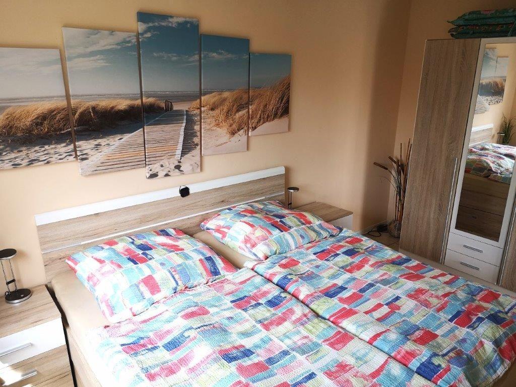 Schlafzimmer 2