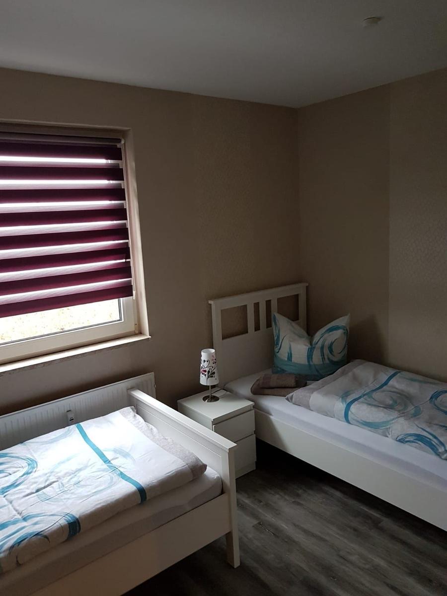 Schlafzimmer 3 mit 2 Einzelbetten...