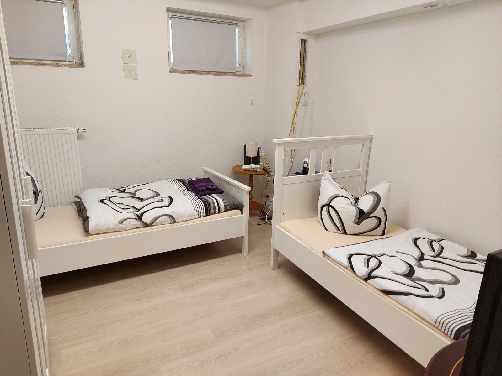 Schlafzimmer 3 mit 2 Einzelbetten...