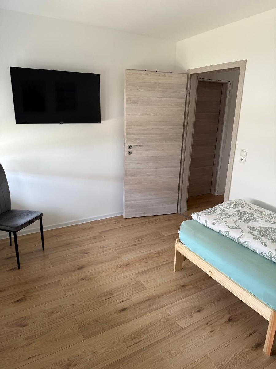 Schlafzimmer 2 mit einem Einzelbett...