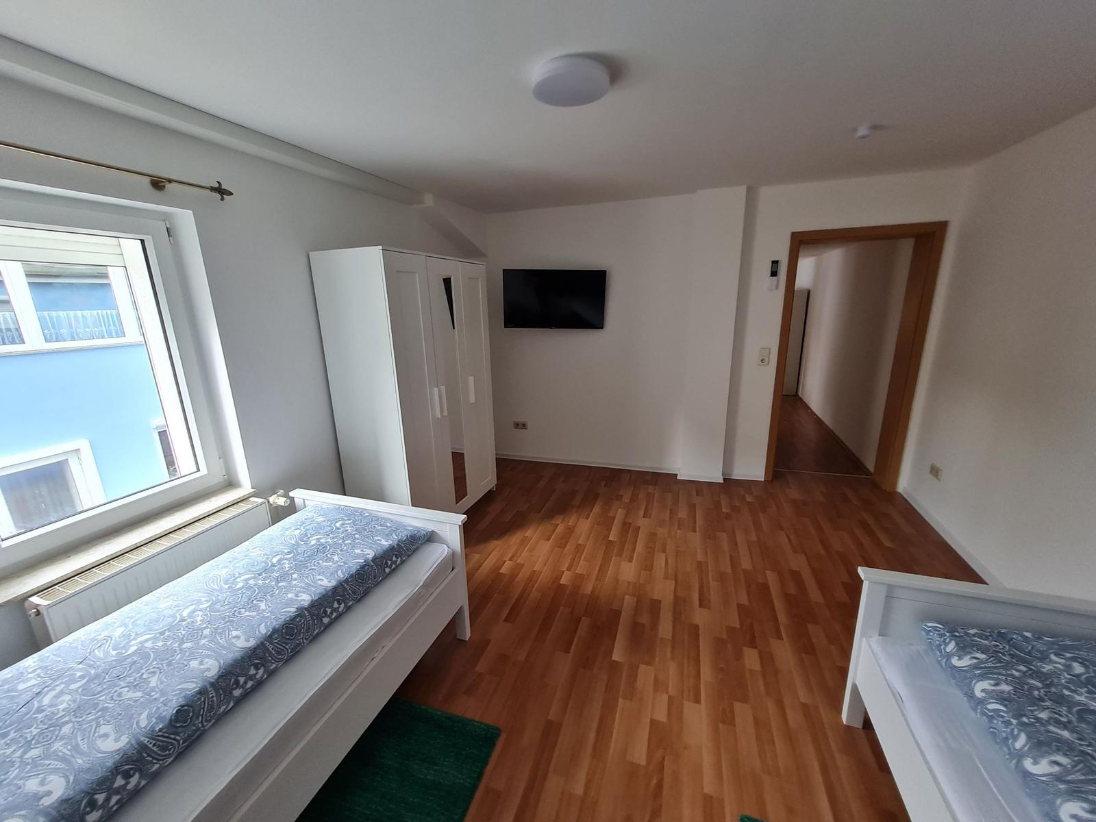 Schlafzimmer 4 im OG mit 2 Einzelbetten...