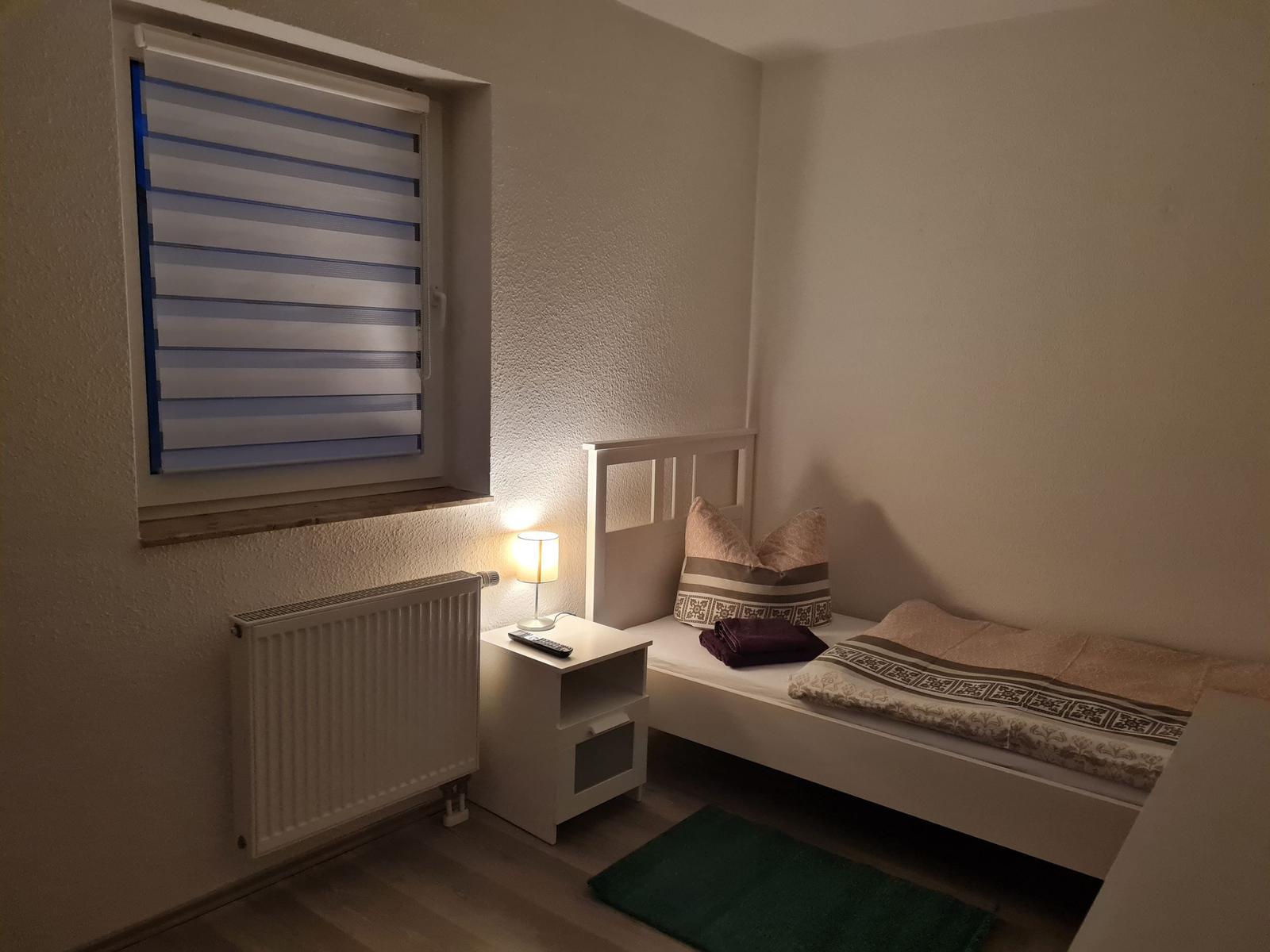 Schlafzimmer mit 2 Einzelbetten...