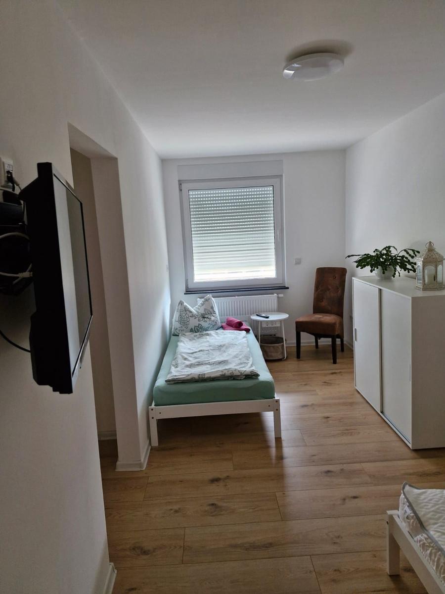 Schlafzimmer 3 mit 2 Einzelbetten...