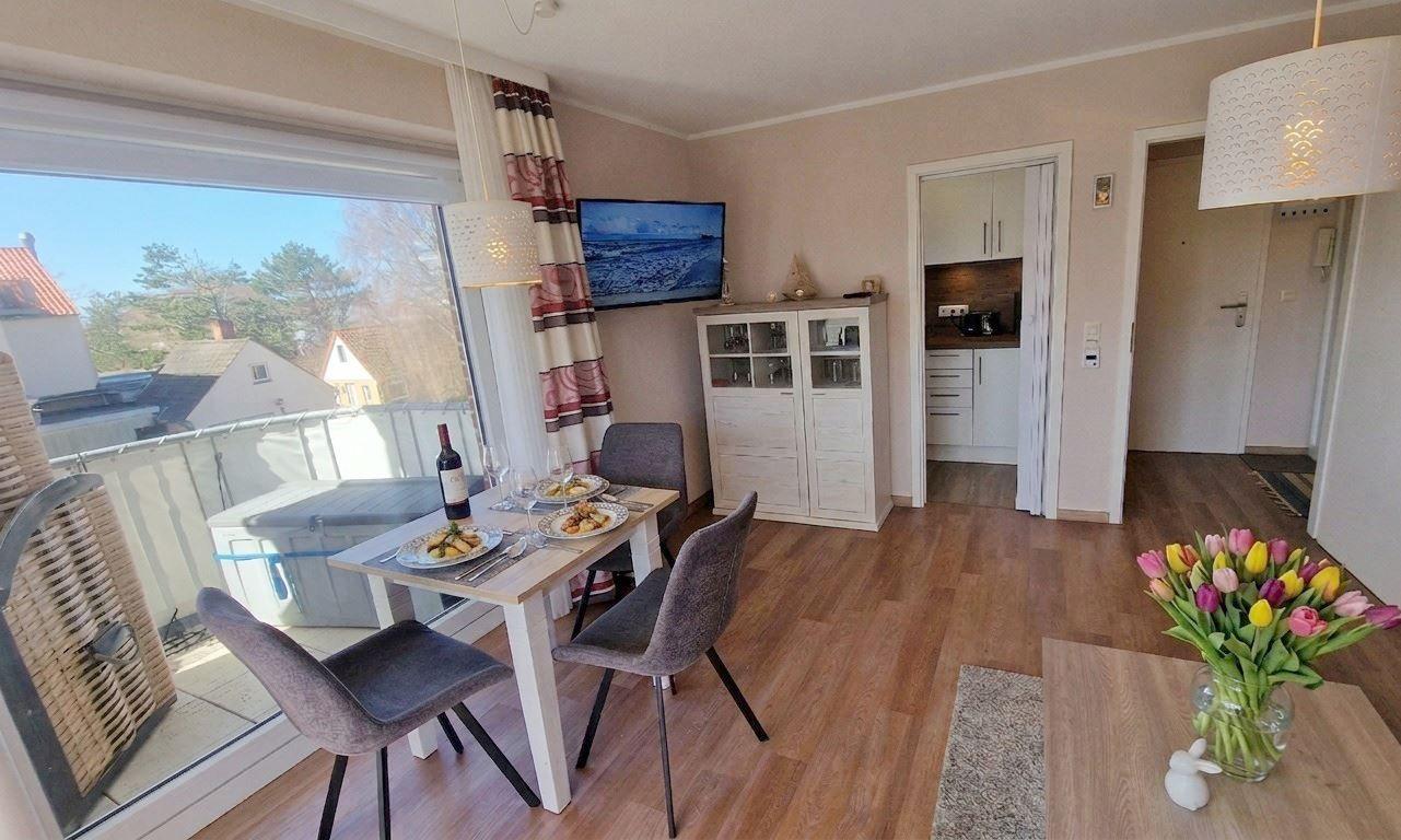 Wohnzimmer mit Smart-TV...