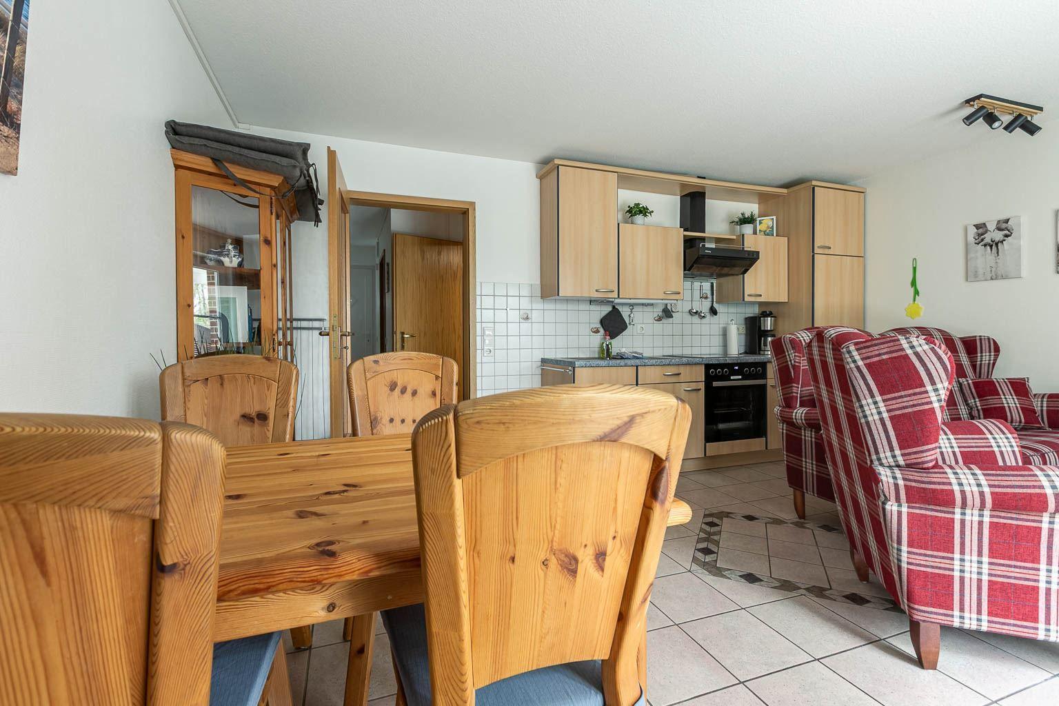 Essbereich und Küche...