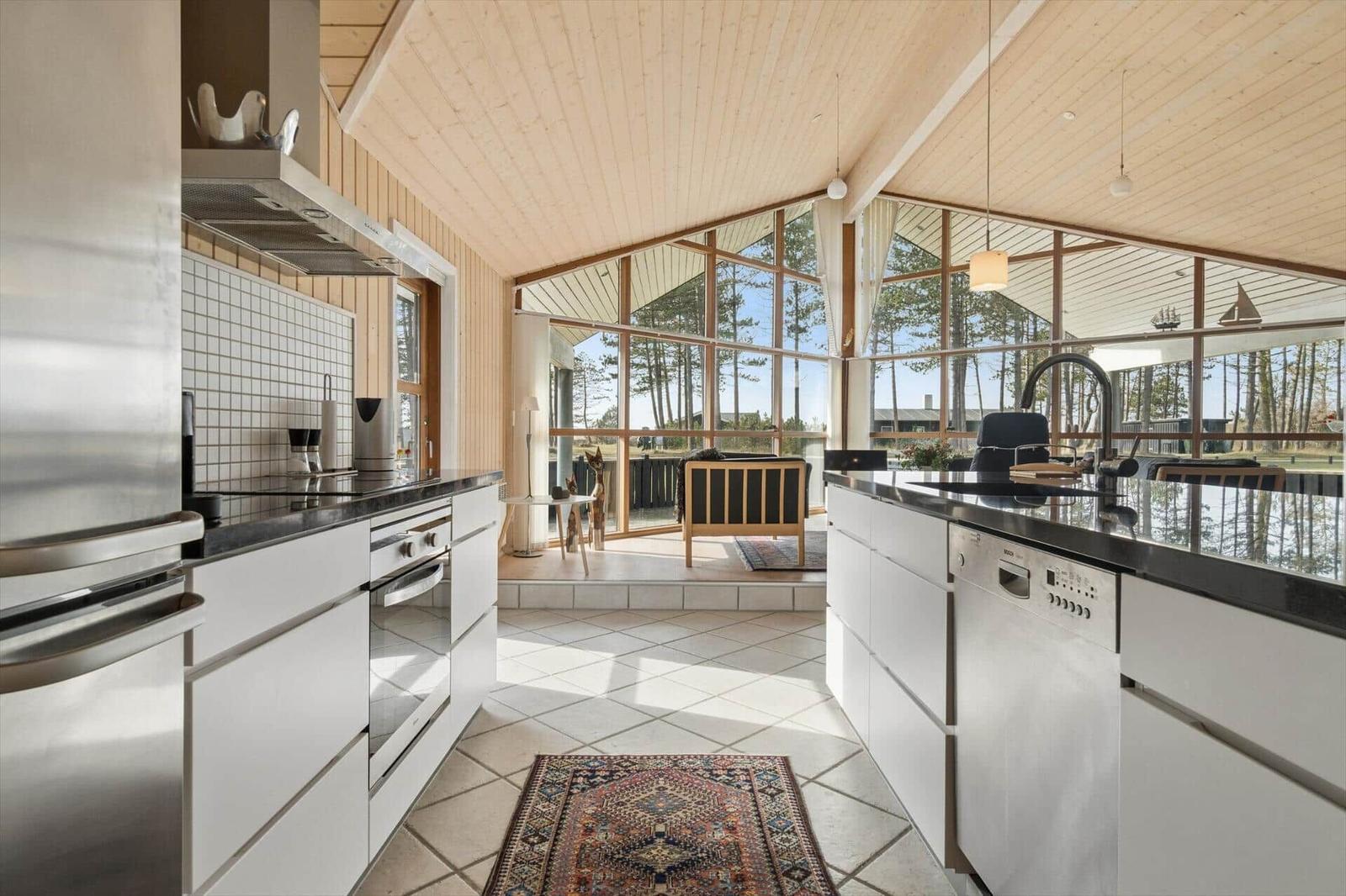Kitchen/family room