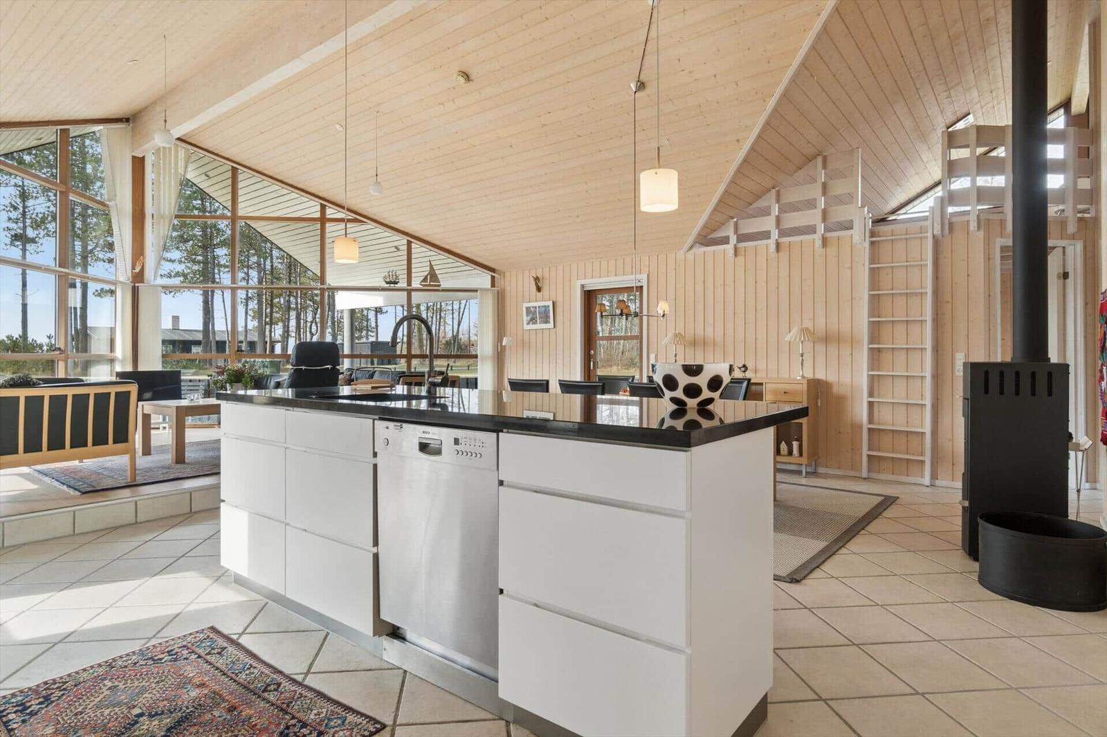Kitchen/family room