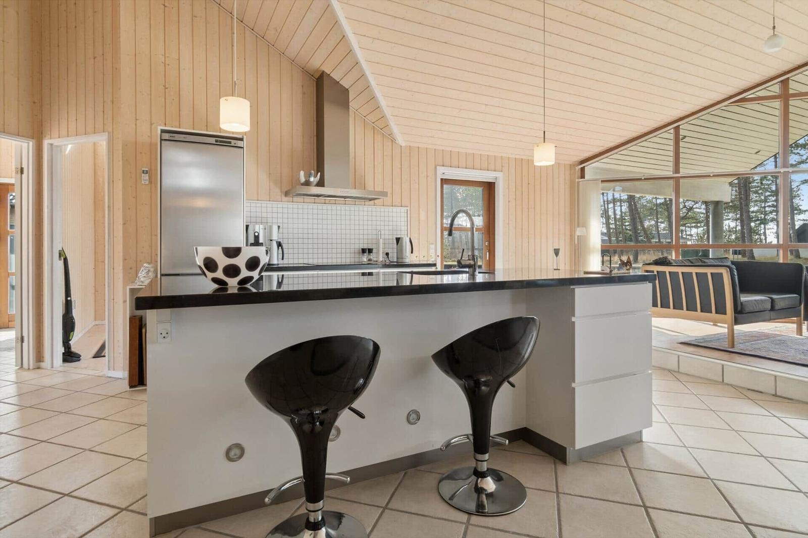 Kitchen/family room