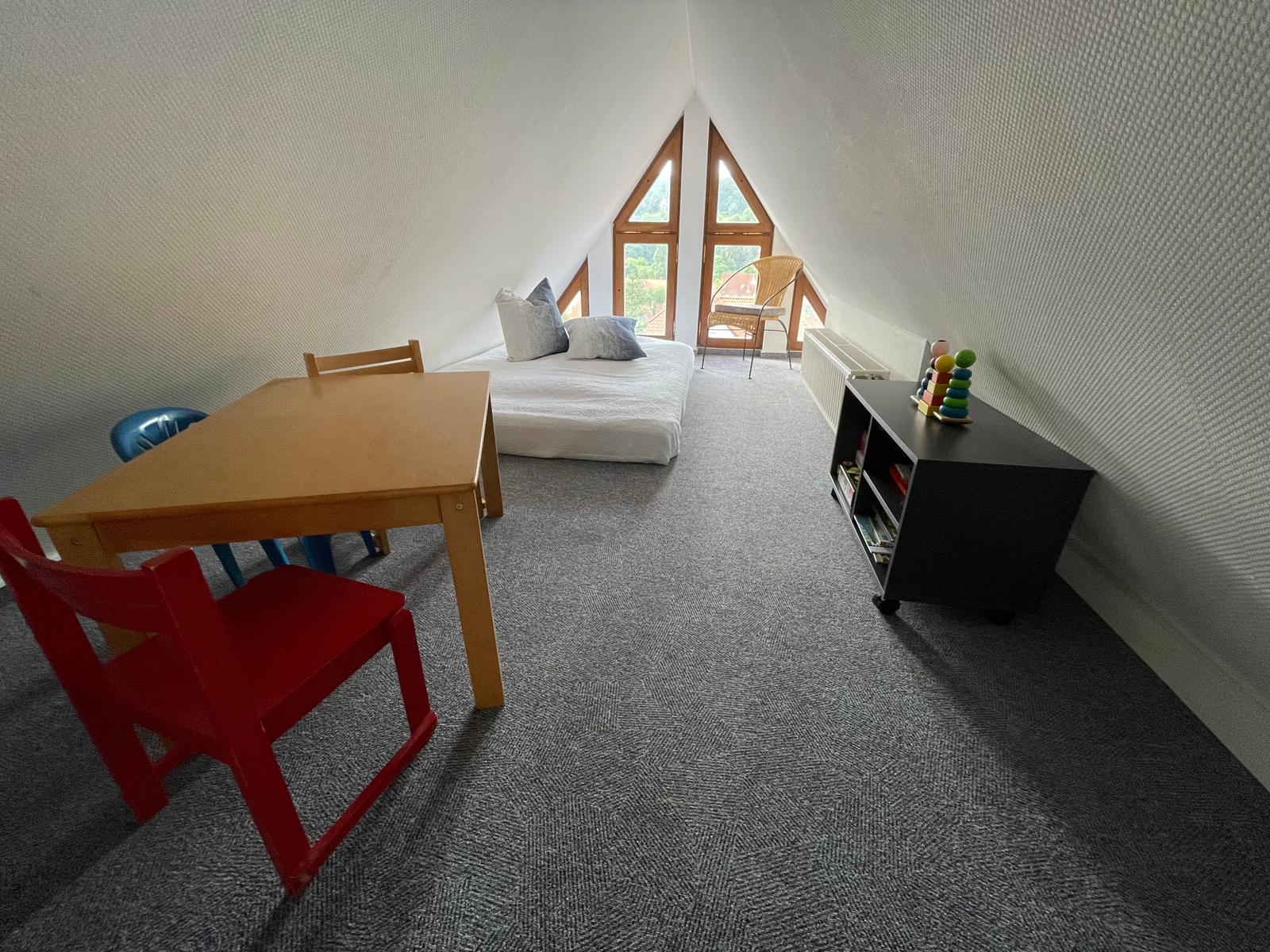 Spielecke im Seitengiebel für unsere kleinen Gäste.