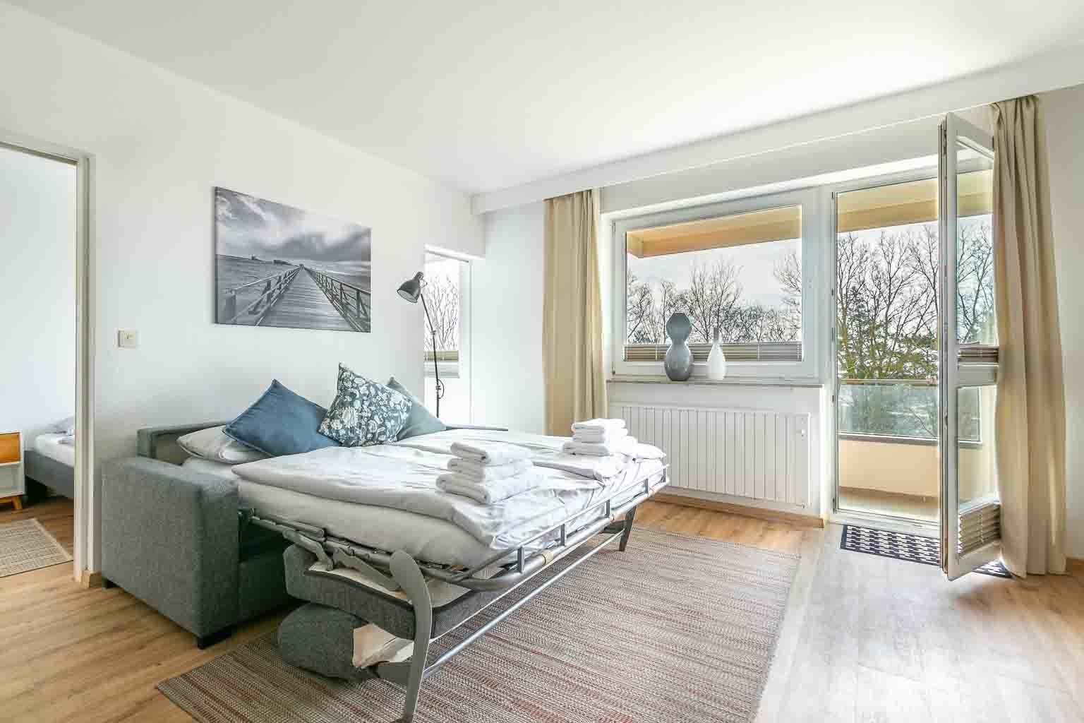 Wohnzimmer mit Schlafsofa...