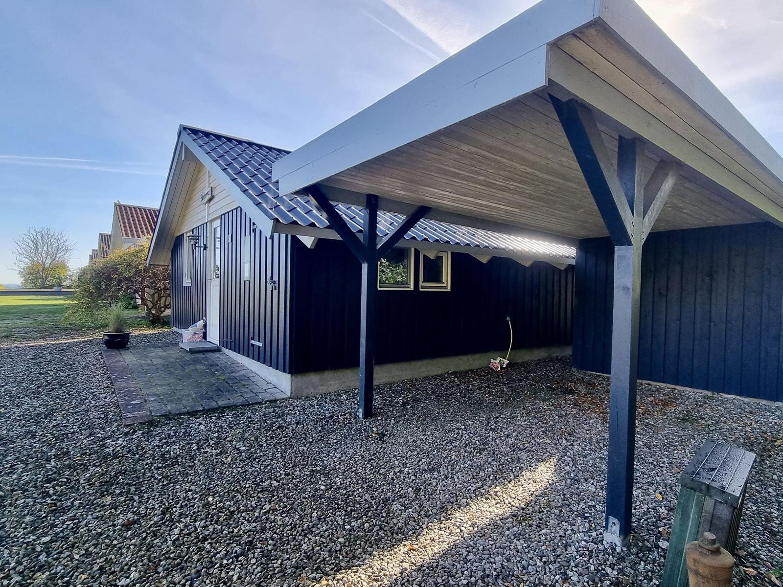 Carport...