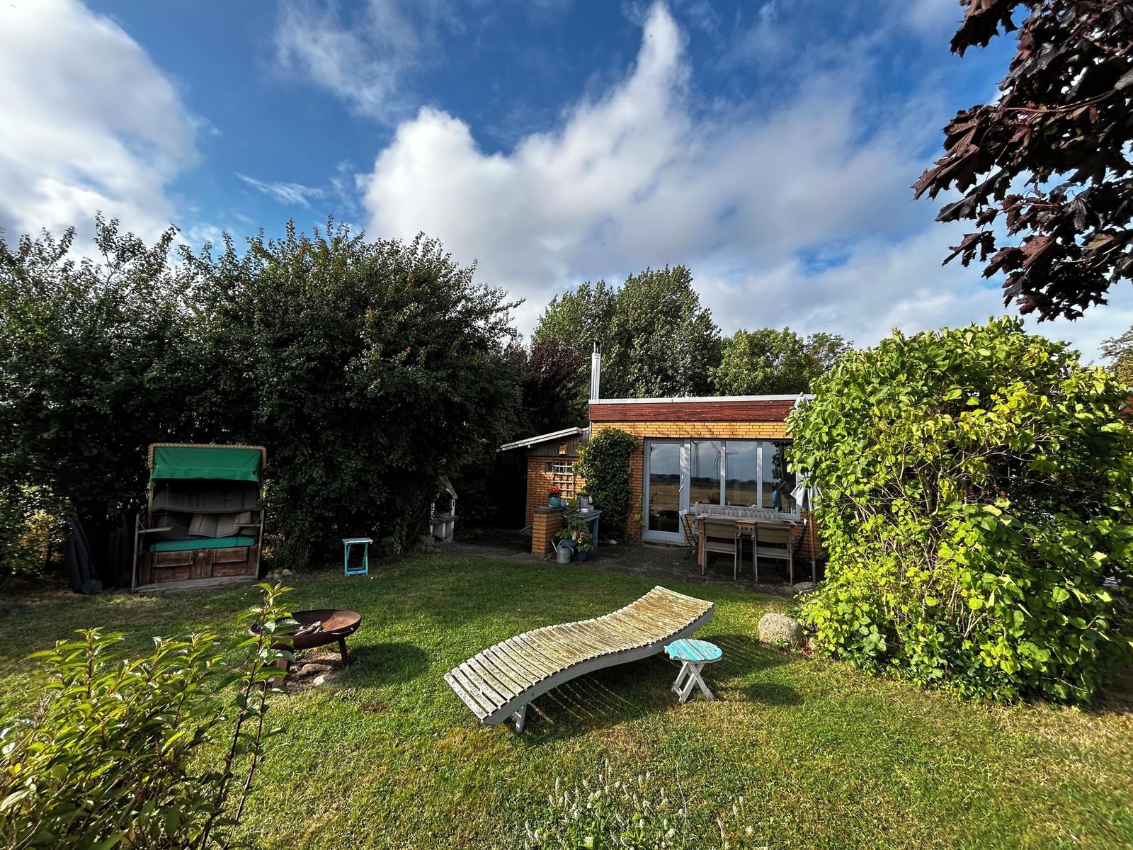 Garten und Terrasse
