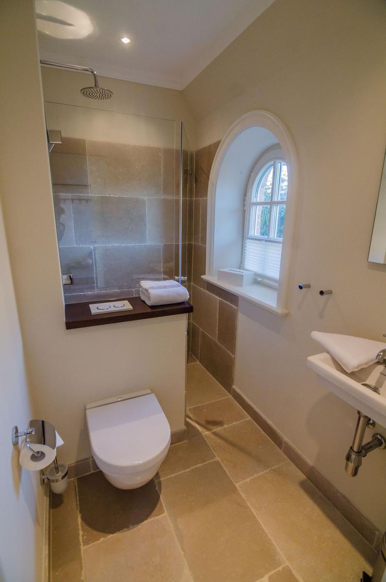 Badezimmer EG