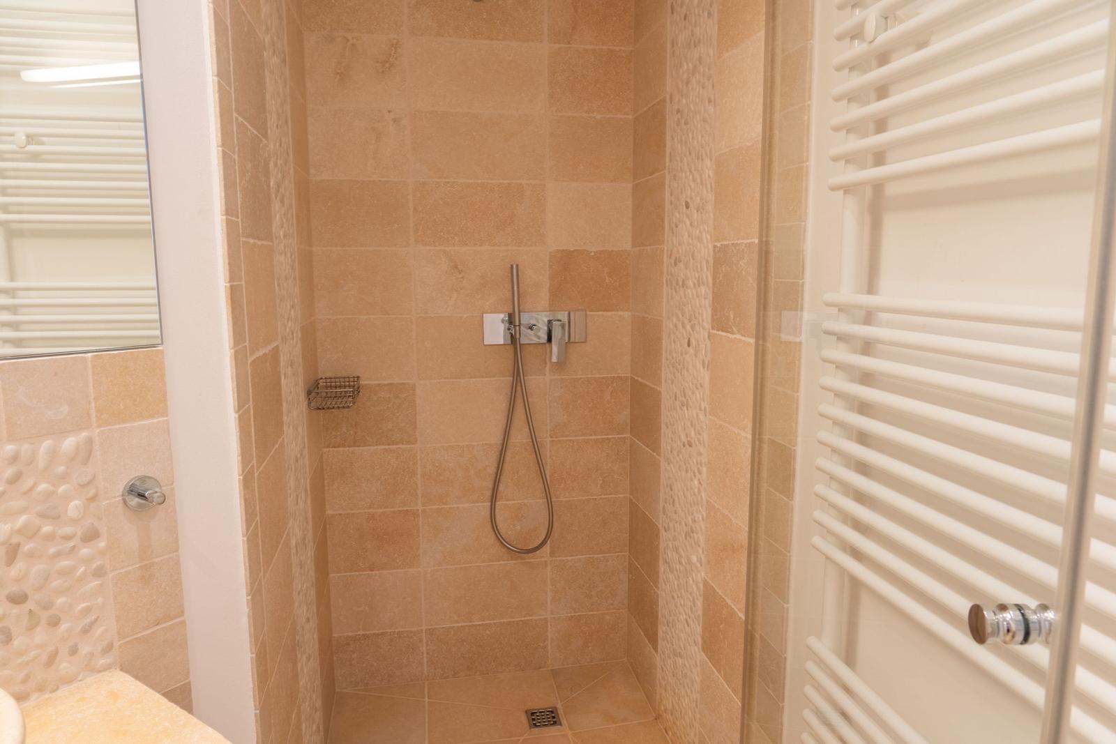 Badezimmer UG