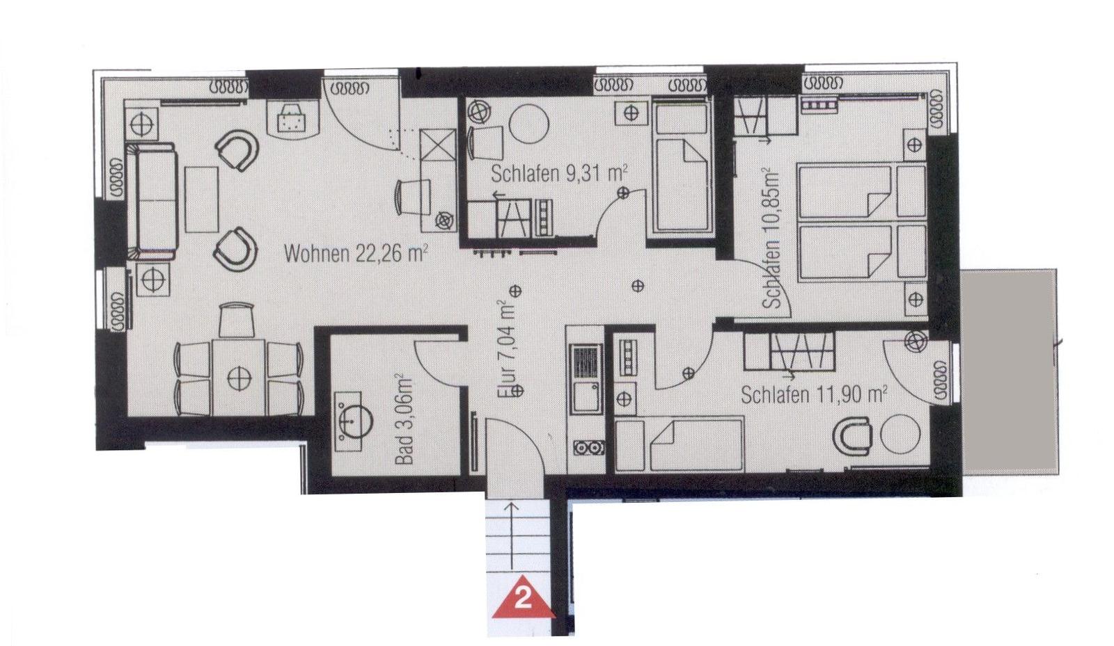 Wohnung mit drei Schlafzimmern, Wohnbereich und Bad. Flur und Küche sind ebenfalls eingezeichnet.