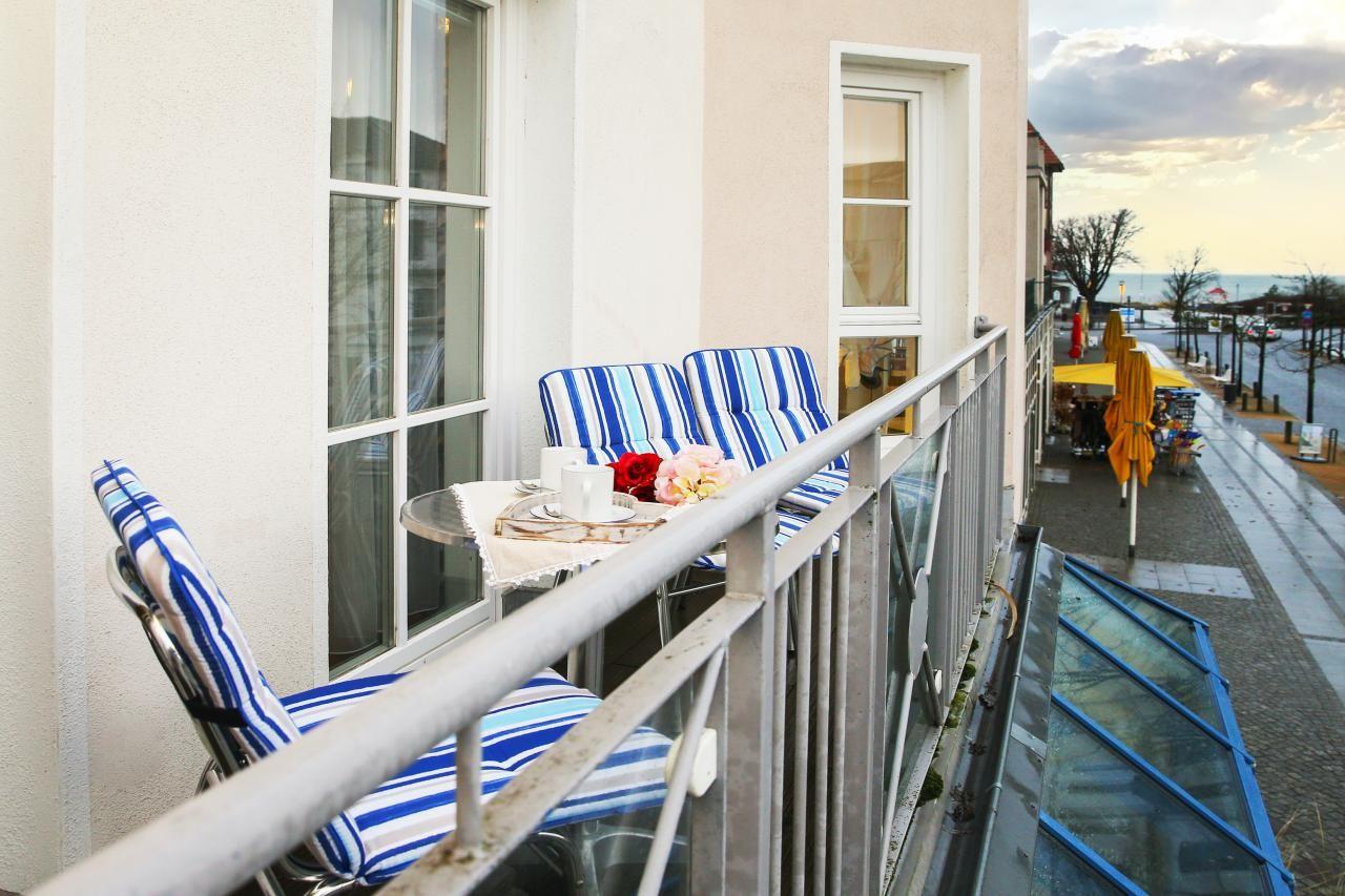 Balkon mit Meeresblick
