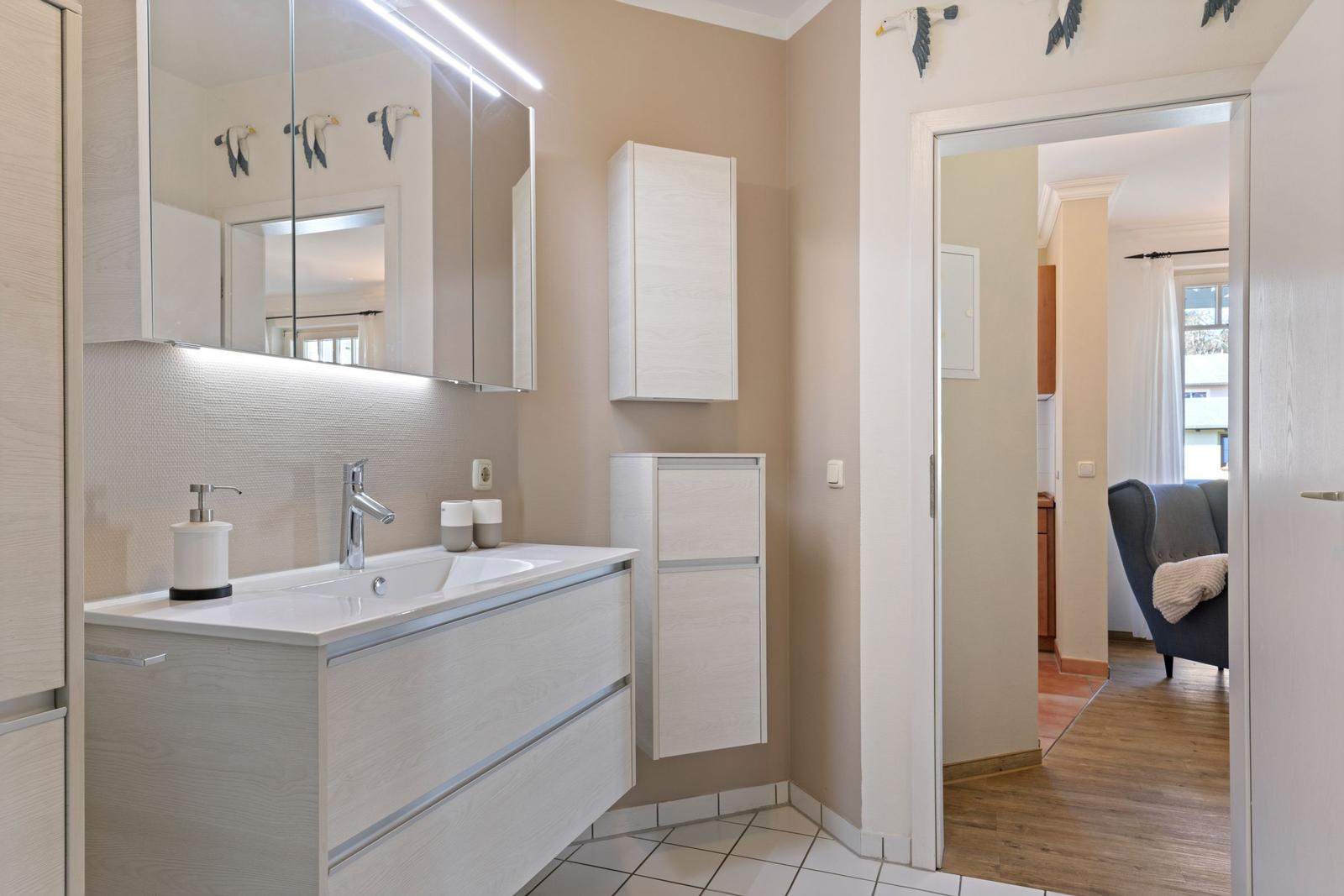 Badezimmer mit Dusche