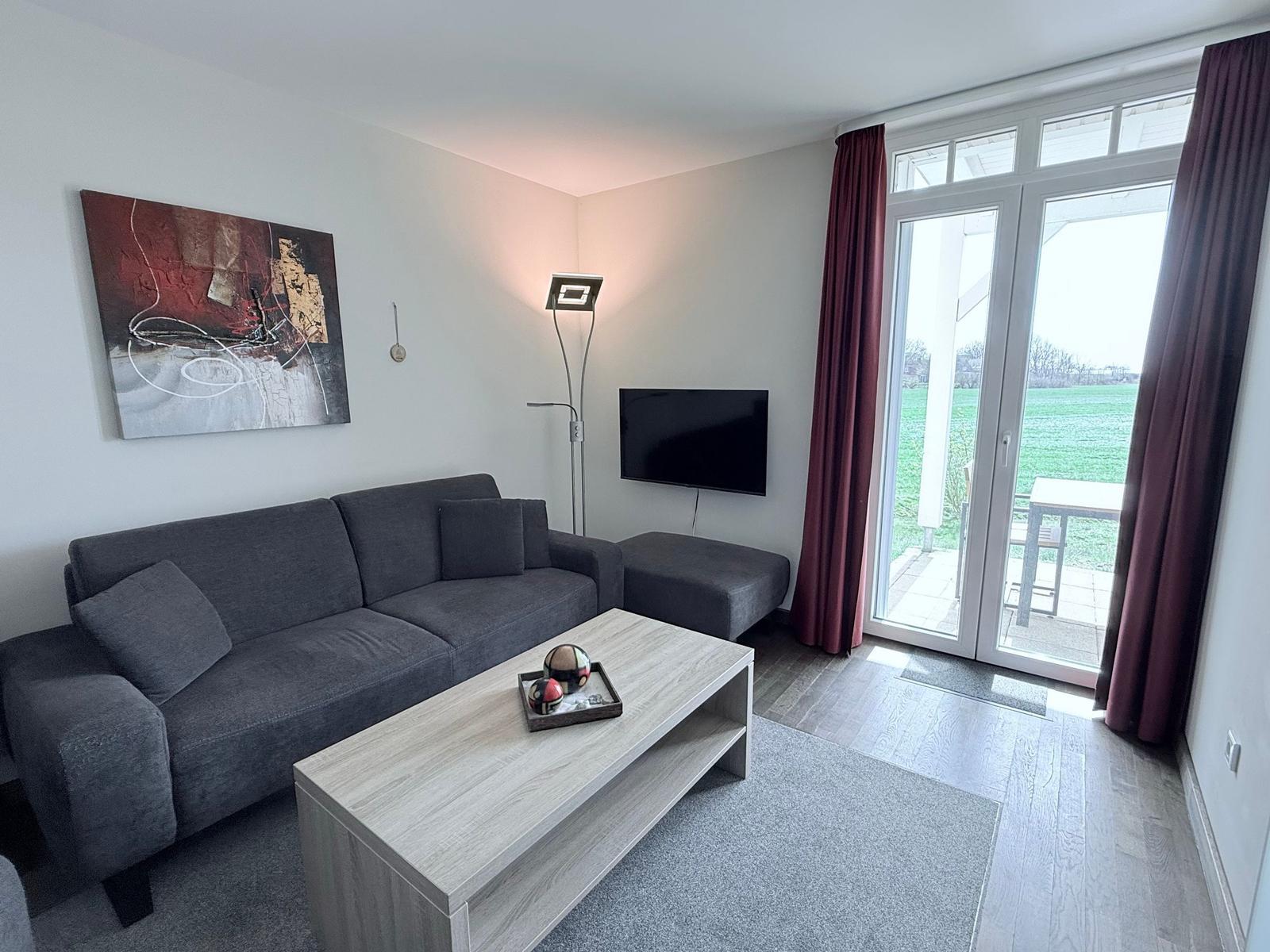Wohn-Essbereich mit Couch