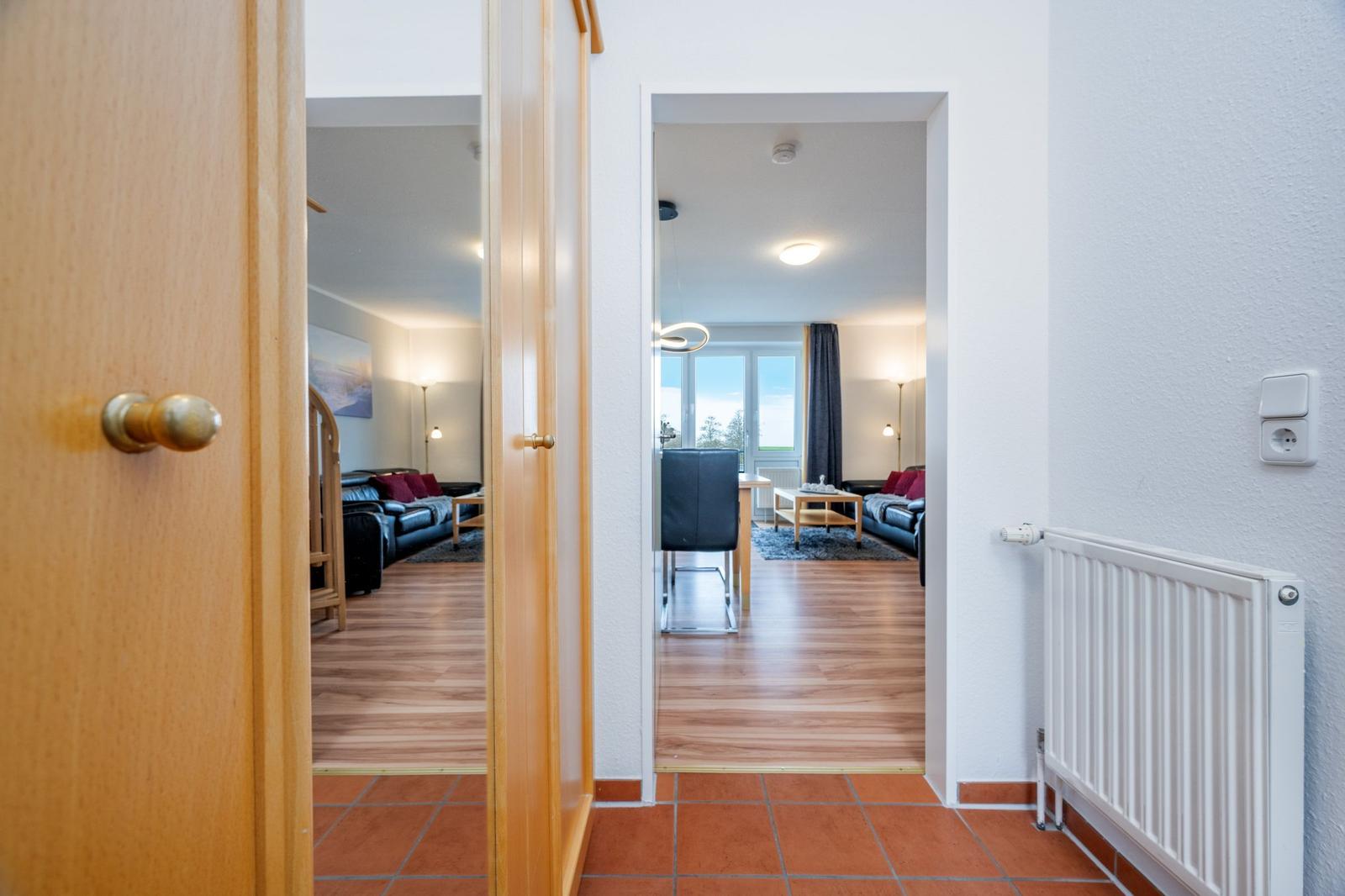 Flur mit Garderobe