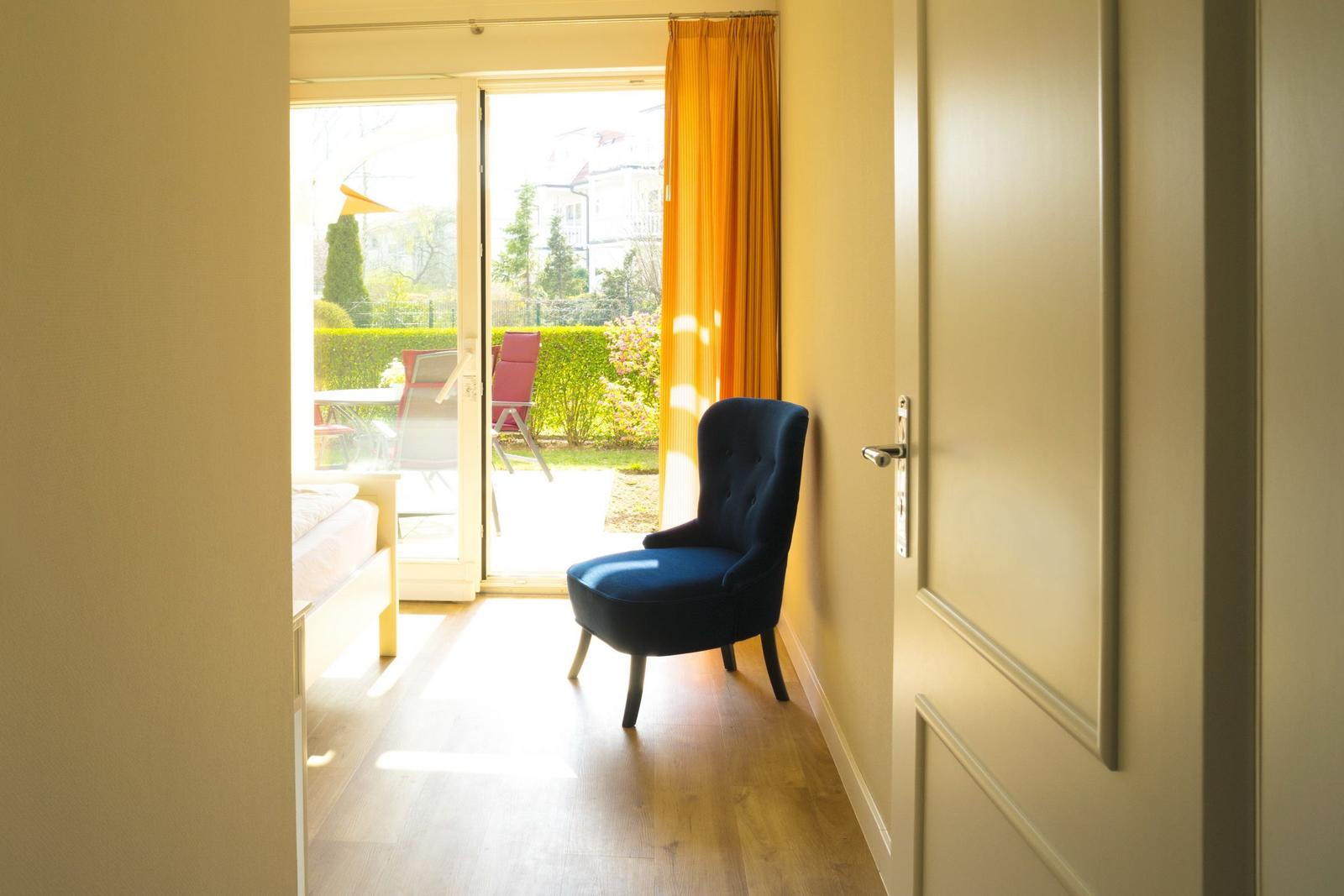 Schlafzimmer mit Doppelbett