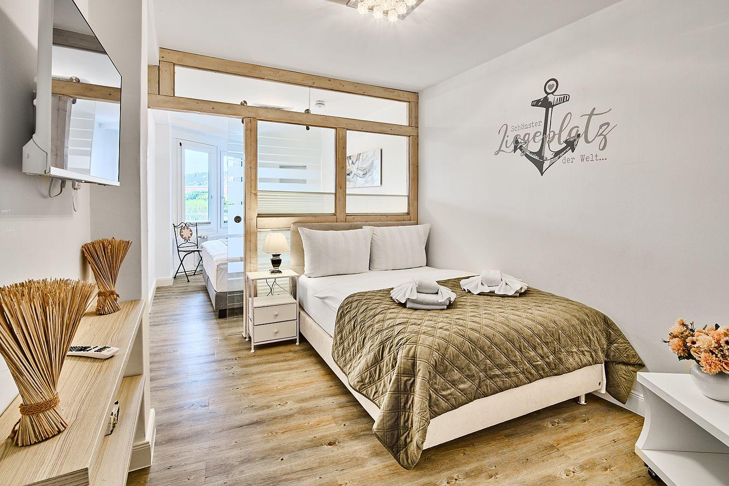 Schlafzimmer 2