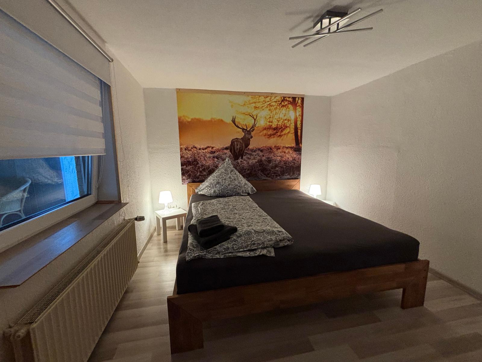 Schlafzimmer 1