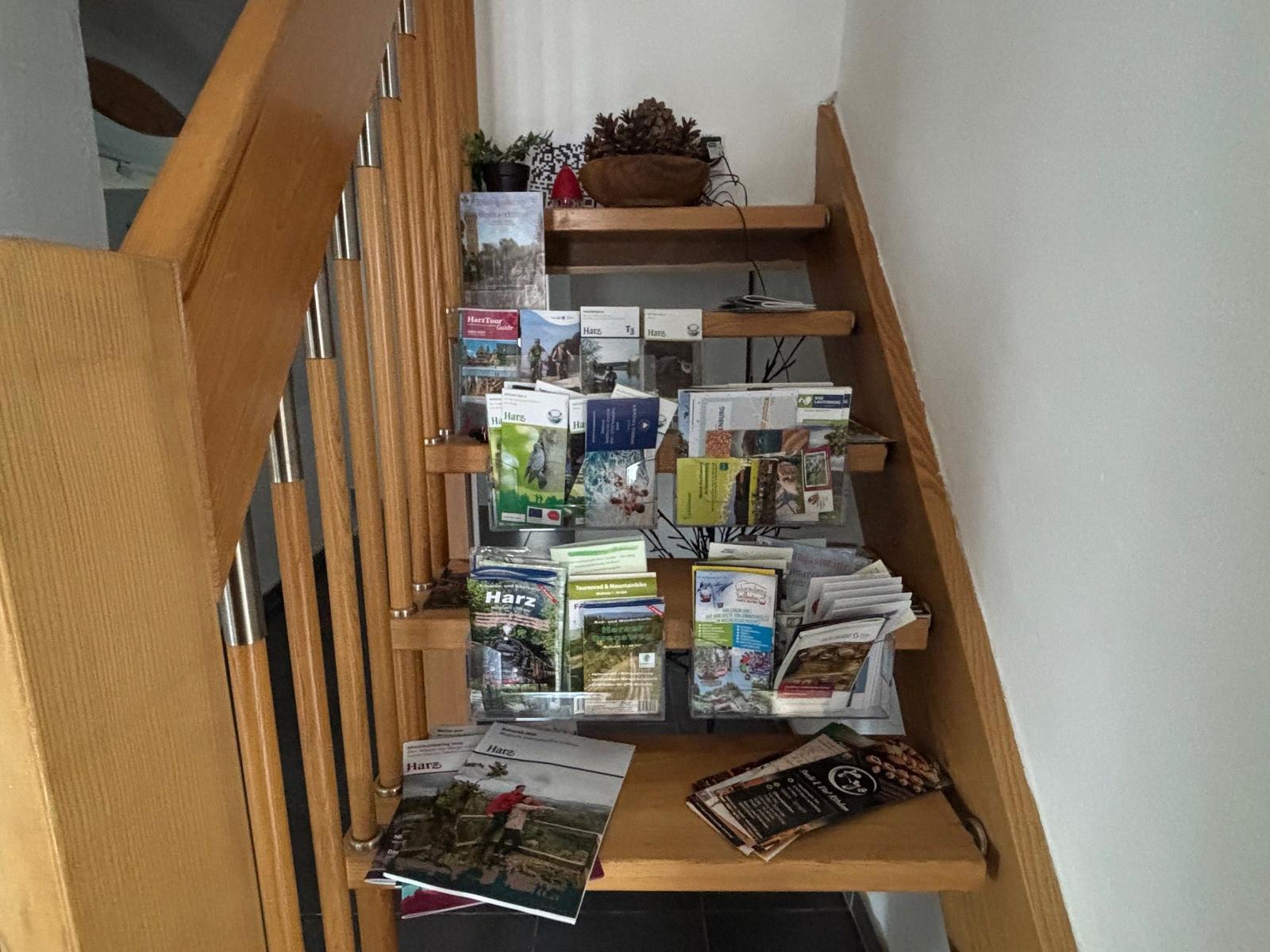 Info-Ecke mit Flyern