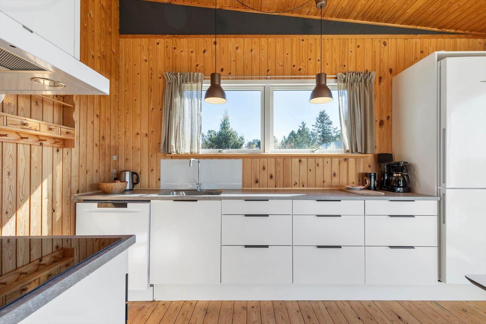 Kitchen/family room