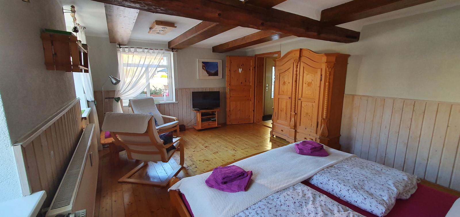 Wohn-/Schlafzimmer