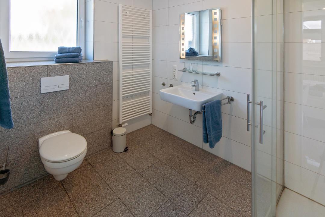 Haus Friesenkrone - Bad/WC 2