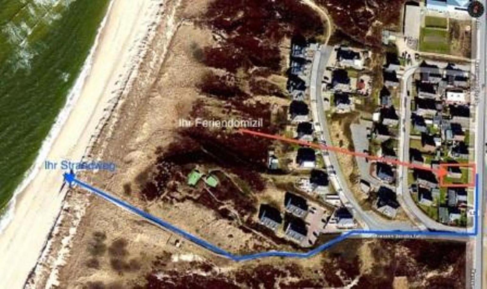 Strandweg führt direkt zu Ihrem Feriendomizil. Lage direkt am Strand.